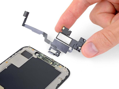 Замена глазка камеры iPhone XS Замена глазка камеры iPhone XS