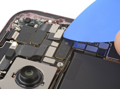 Замена верхнего шлейфа iPhone 15 Plus (боковые кнопки) Замена верхнего шлейфа iPhone 15 Plus (боковые кнопки)