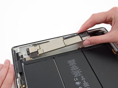 Ремонт материнской платы iPad 4 Ремонт материнской платы iPad 4