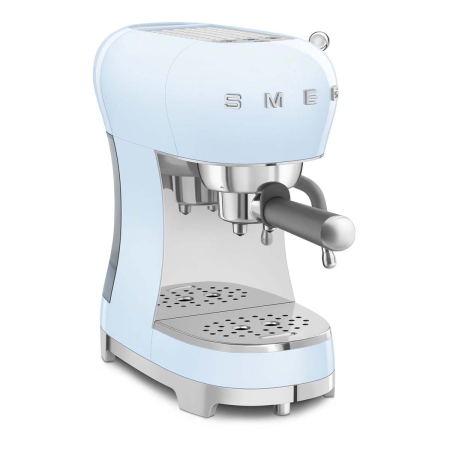 Кофемашина эспрессо SMEG 50s style (ECF02PBEU) Пастельный голубой Кофемашина эспрессо SMEG 50s style (ECF02PBEU) Пастельный голубой