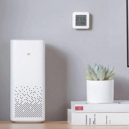 Метеостанция Xiaomi Mijia Bluetooth Hygrothermograph 2 (LYWSD03MMC) Белый Метеостанция Xiaomi Mijia Bluetooth Hygrothermograph 2 (LYWSD03MMC) Белый