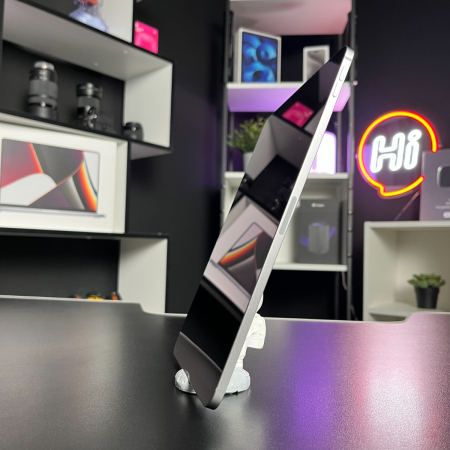 Уценка Apple iPad Air 11" (M3, 2025) Wi-Fi + Cellular 256Gb Space Gray IMEI: 1796